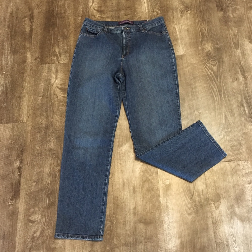 Gloria Vanderbilt Amanda straight jeans size 14 average medium wash